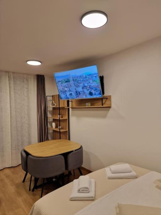 G-In-St Apartment Split Bagian luar foto